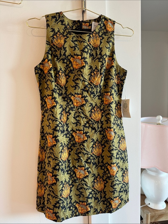 Hyacinth House Dresses & Skirts - ✨ Tuckernuck Hyacinth House Olive Leafy Floral Lennon Mini Dress ✨